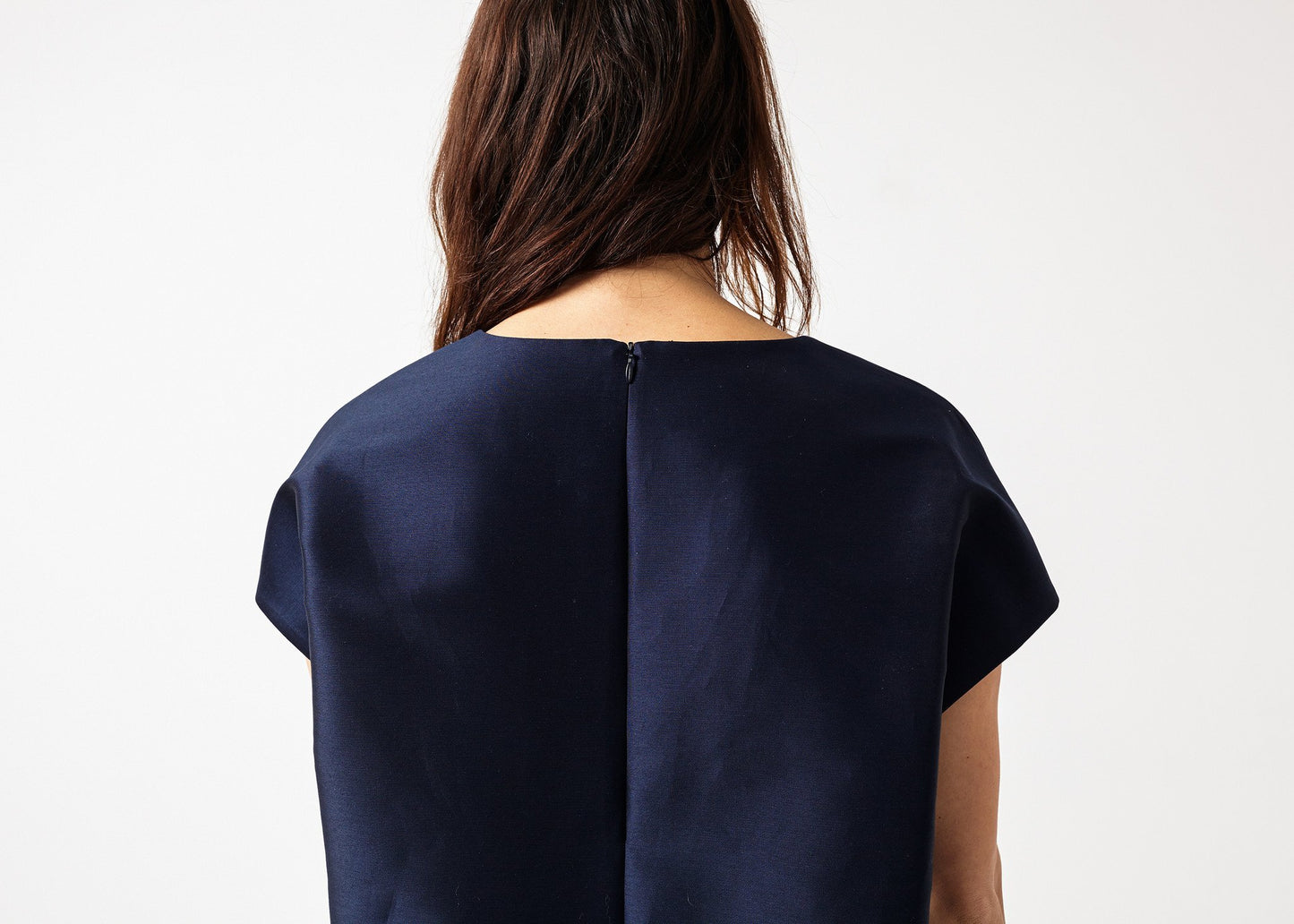 Tucked Sleeve Blouse in Navy Ter et Bantine