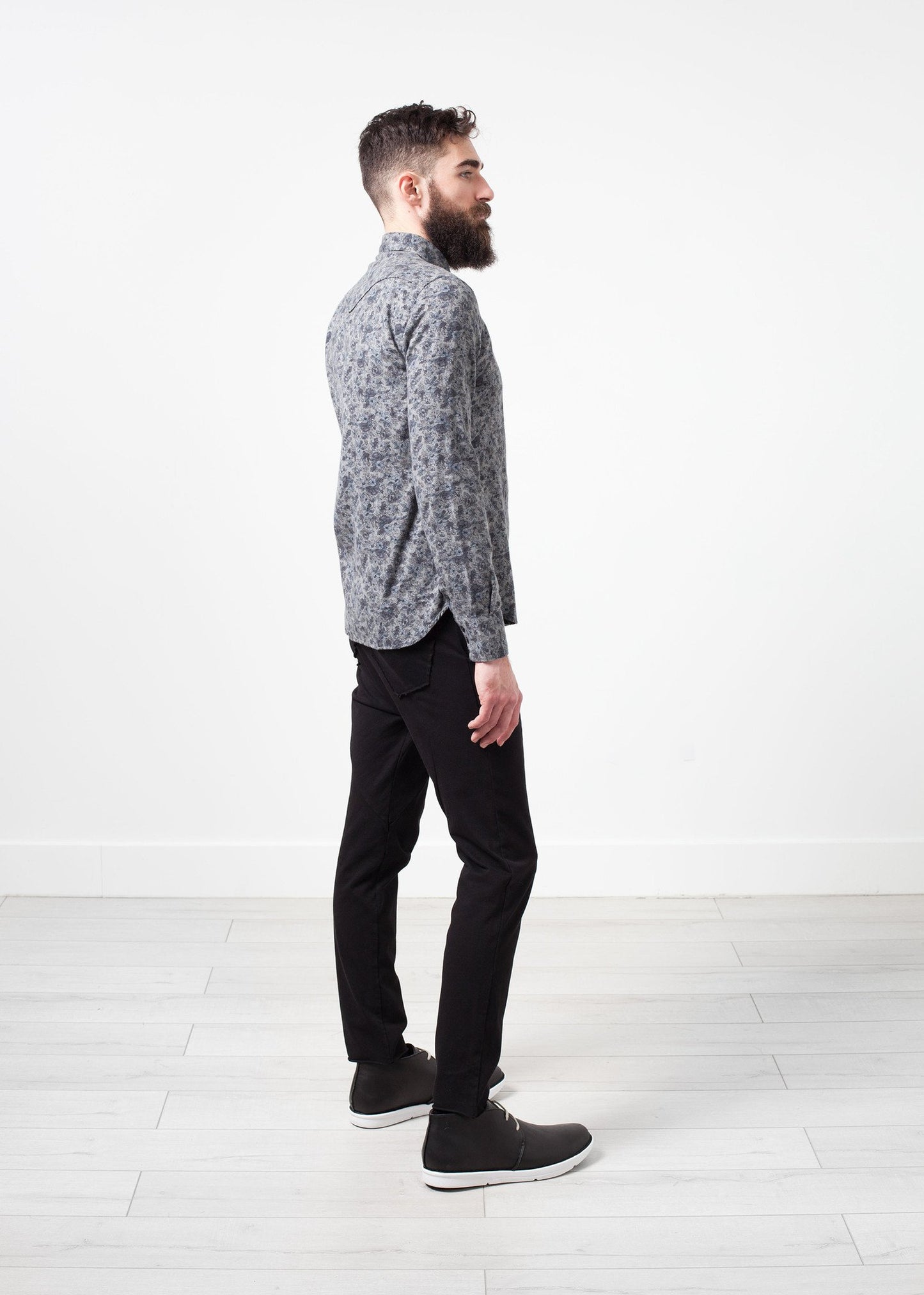 Western Arkansas Button-Up in Grey Floral Aglini