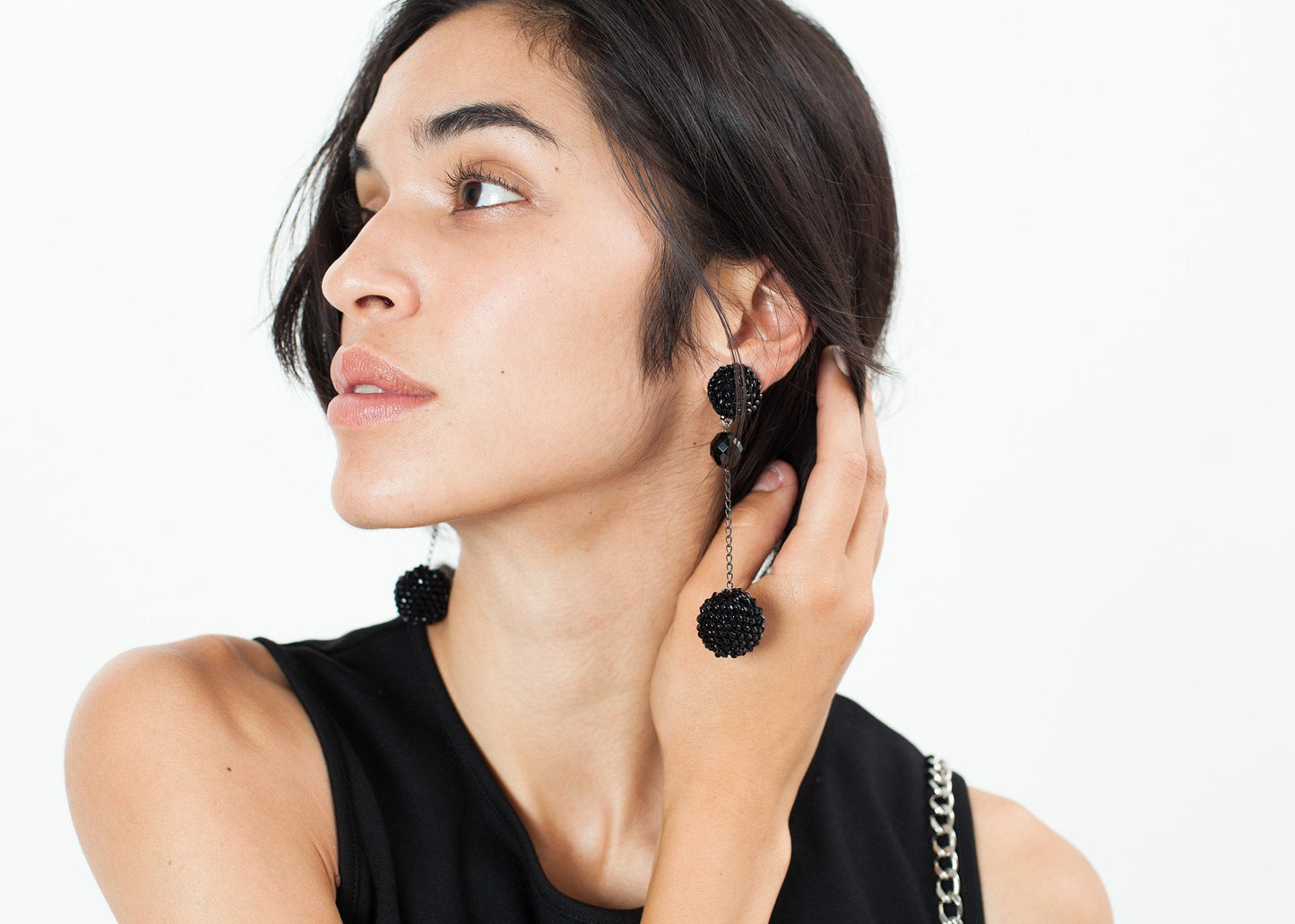 Drop Cluster Earring in Black Maria Calderara