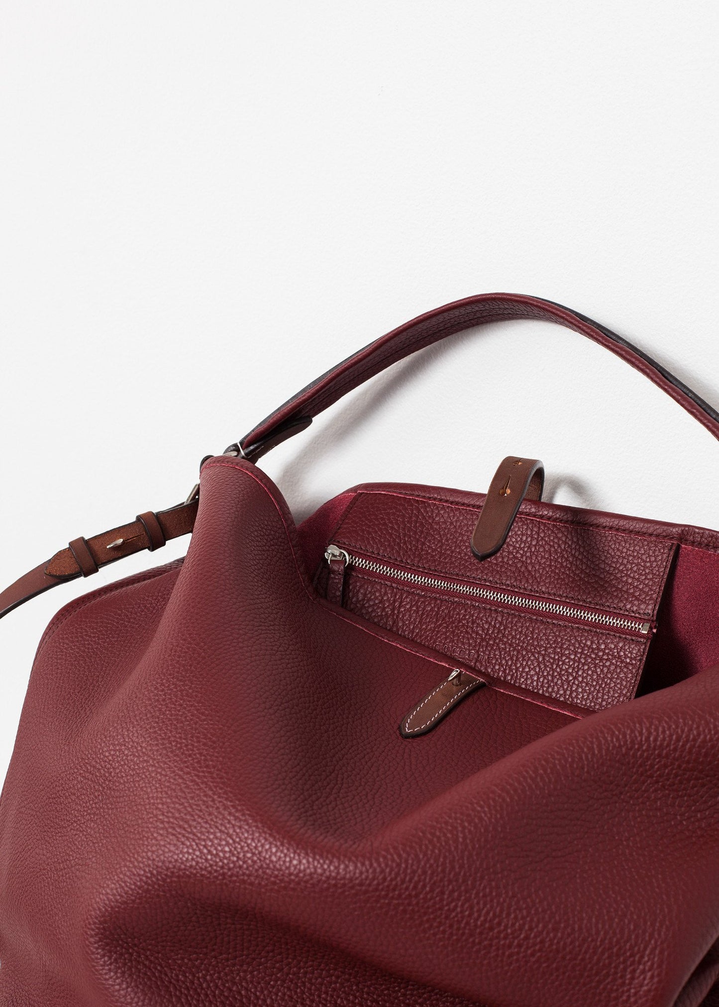 Pretty Grooming Bag Guibert