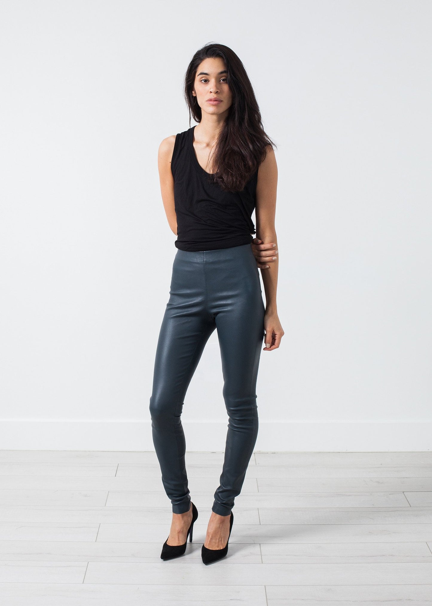 Elenaso Leather Trouser in Cool Grey By Malene Birger