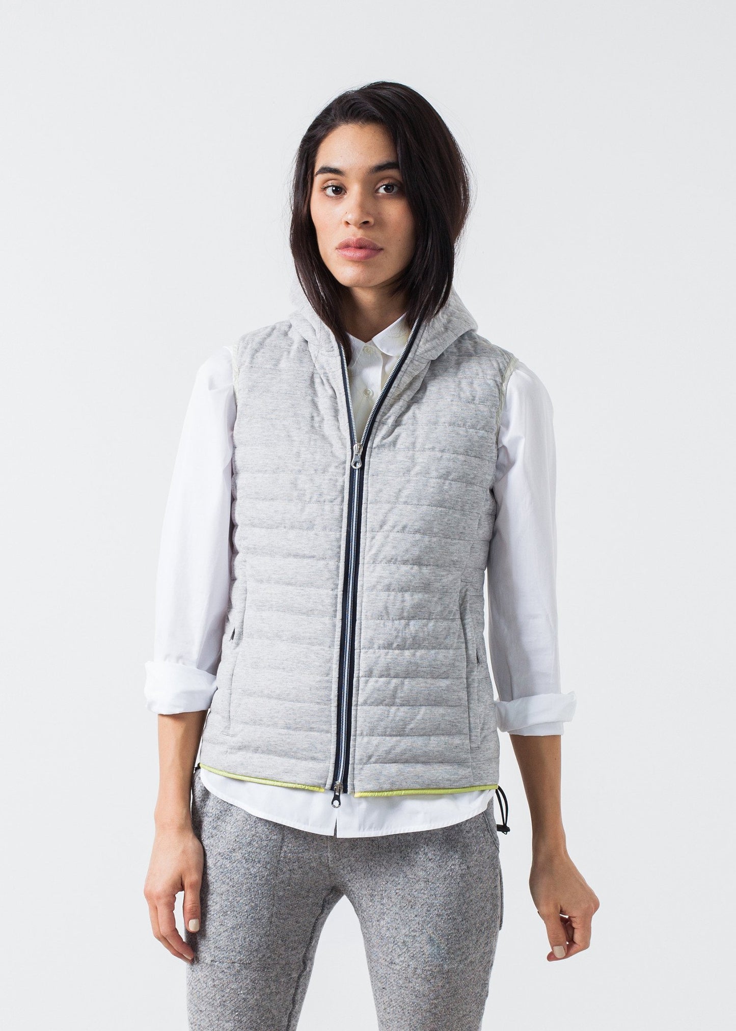 Primula Vest in Light Grey Duvetica