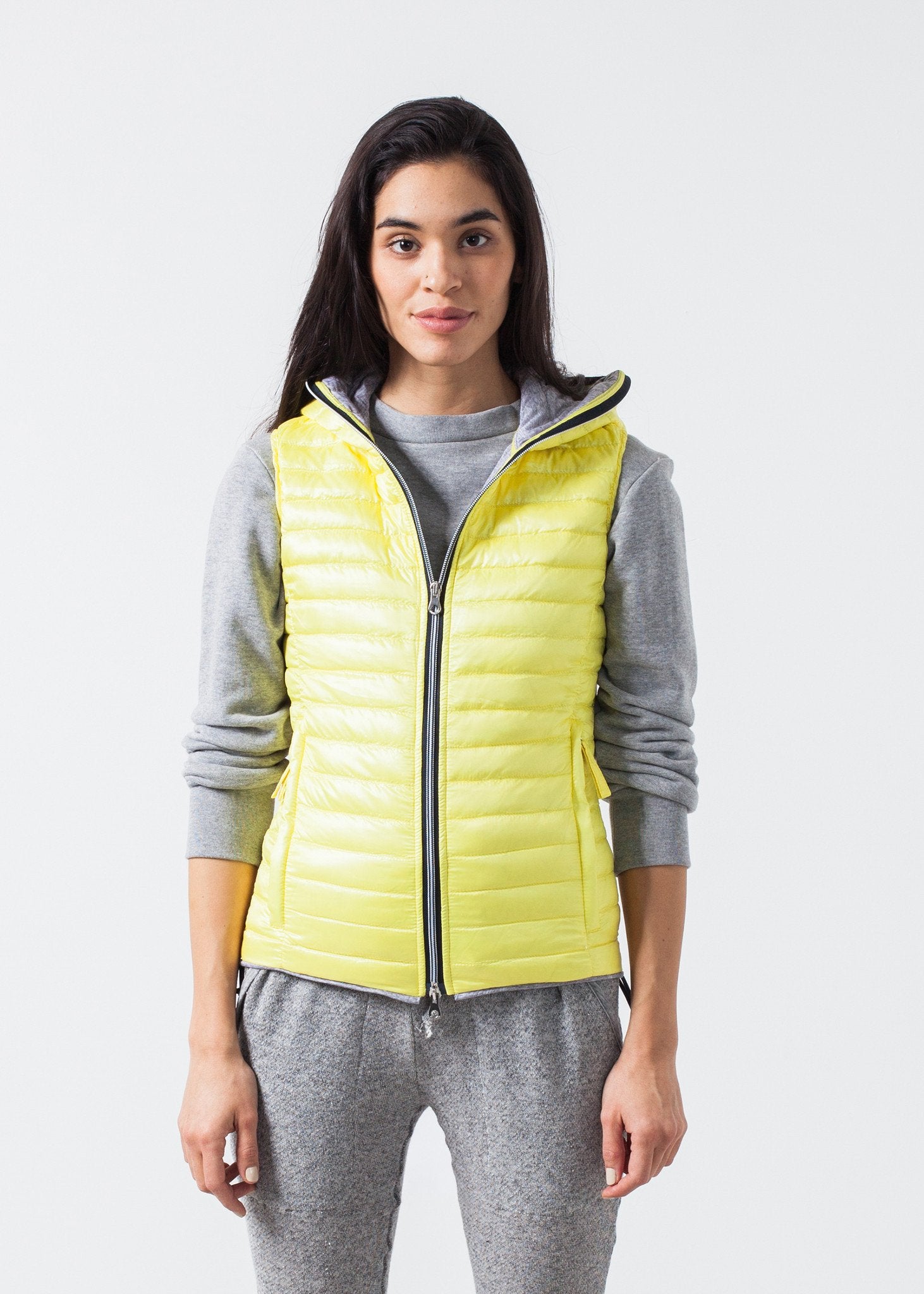 Primula Vest in Yellow Duvetica