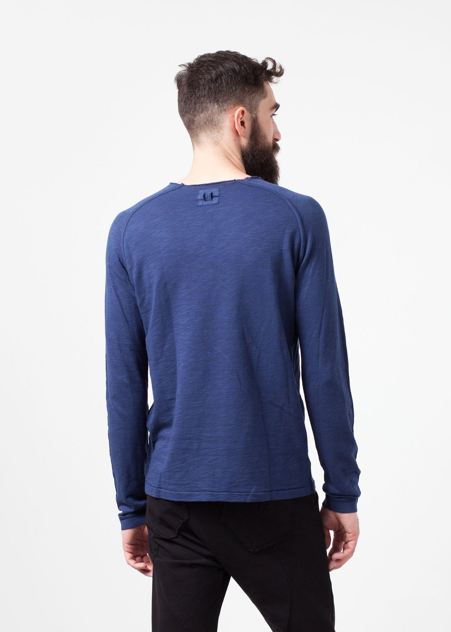 Daris Tee in Blue Hannes Roether
