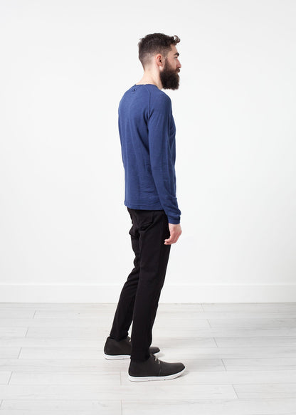 Daris Tee in Blue Hannes Roether