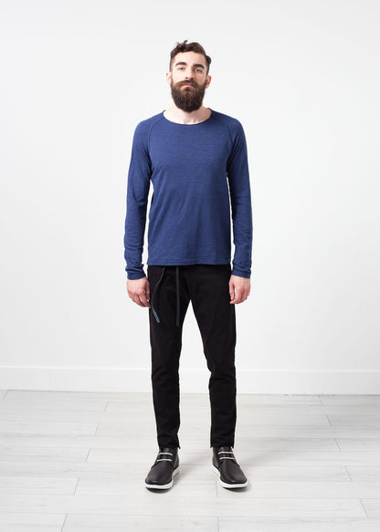 Daris Tee in Blue Hannes Roether