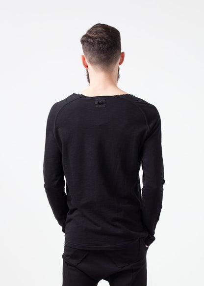 Daris Tee in Black Hannes Roether