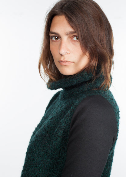 Boucle Turtle Neck in Green/Black Amelia Toro