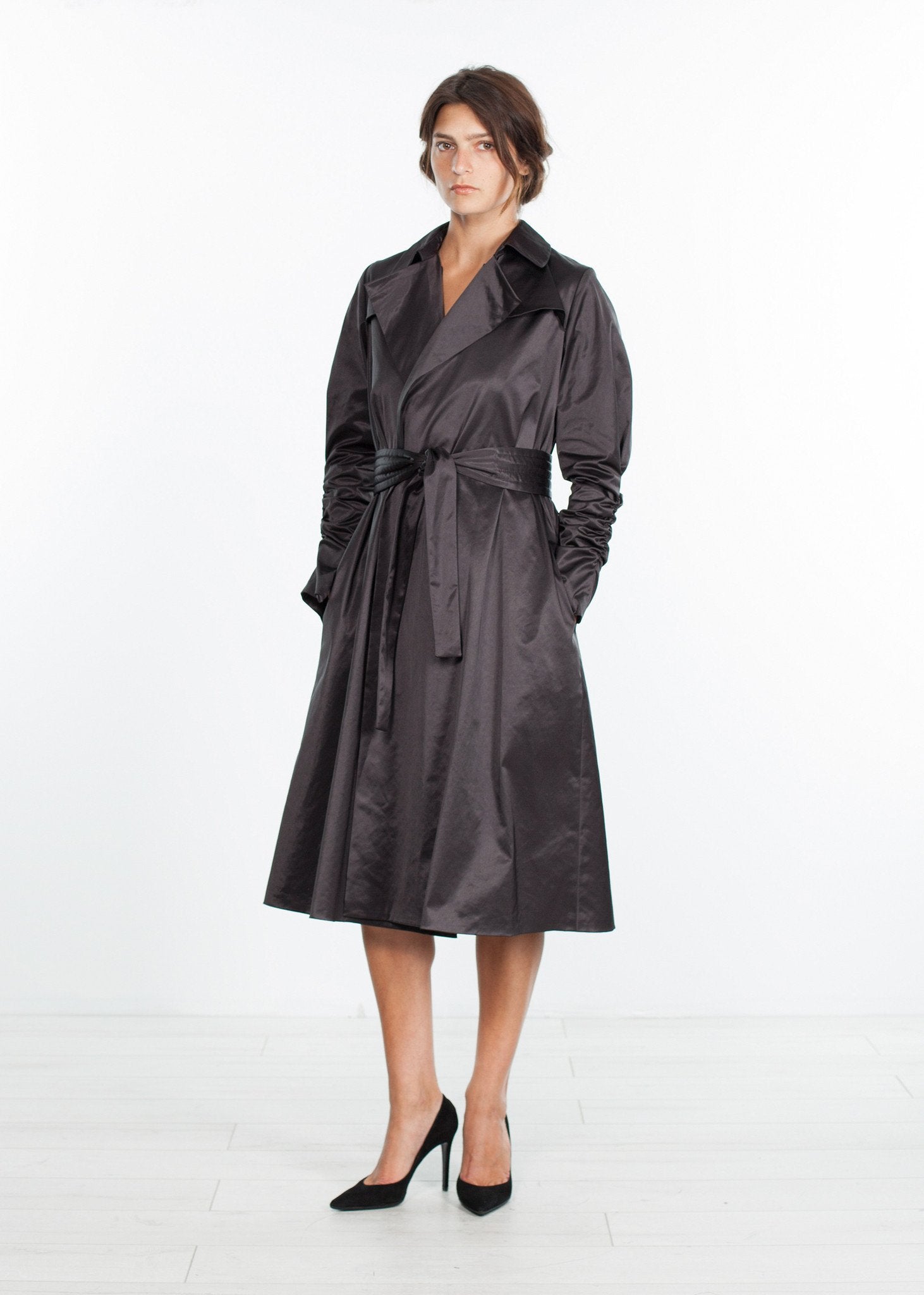 Trench Coat in Black Amelia Toro