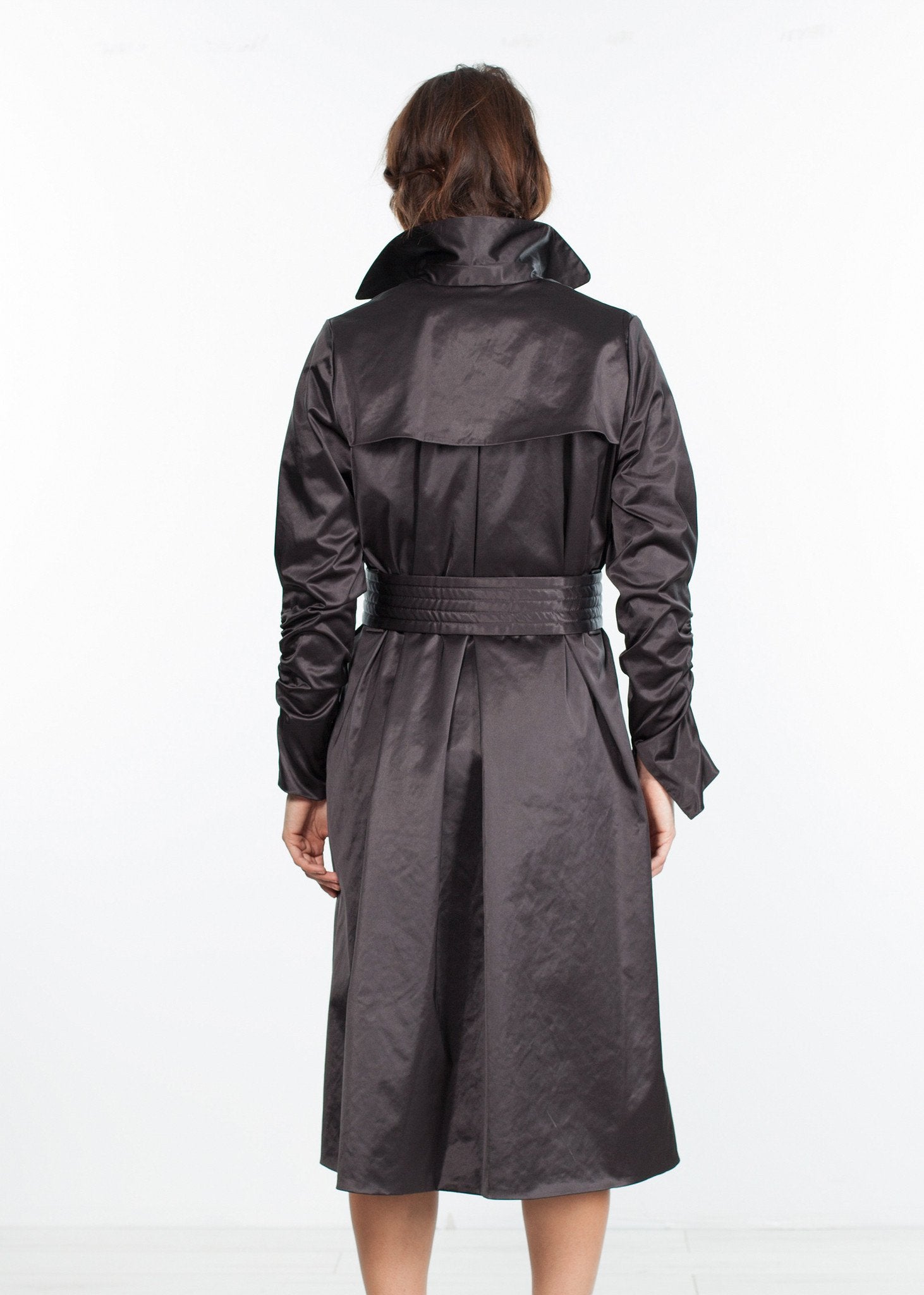 Trench Coat in Black Amelia Toro