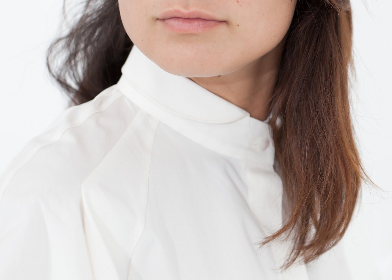 Trim Collar Poplin Blouse in Off White Gianfranco Scotti