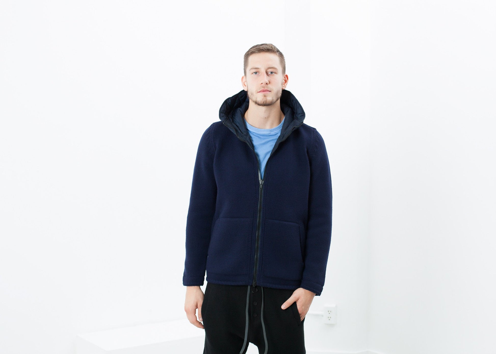Alverstone Jacket in Midnight Esemplare