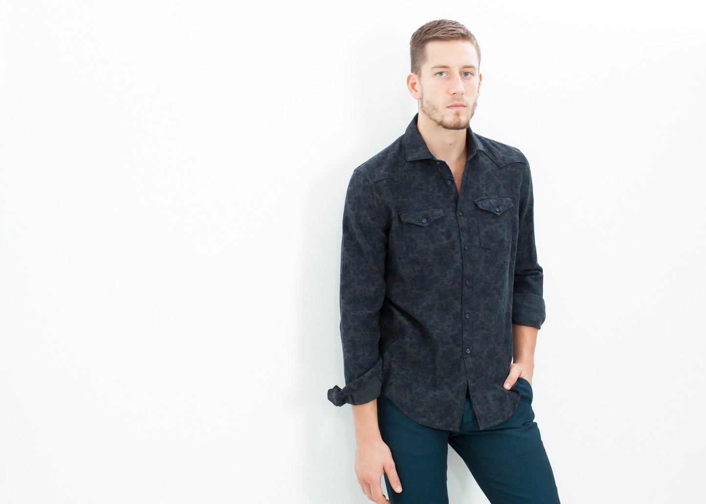 Western Arkansas Button-Up in Dark Hash Floral Aglini