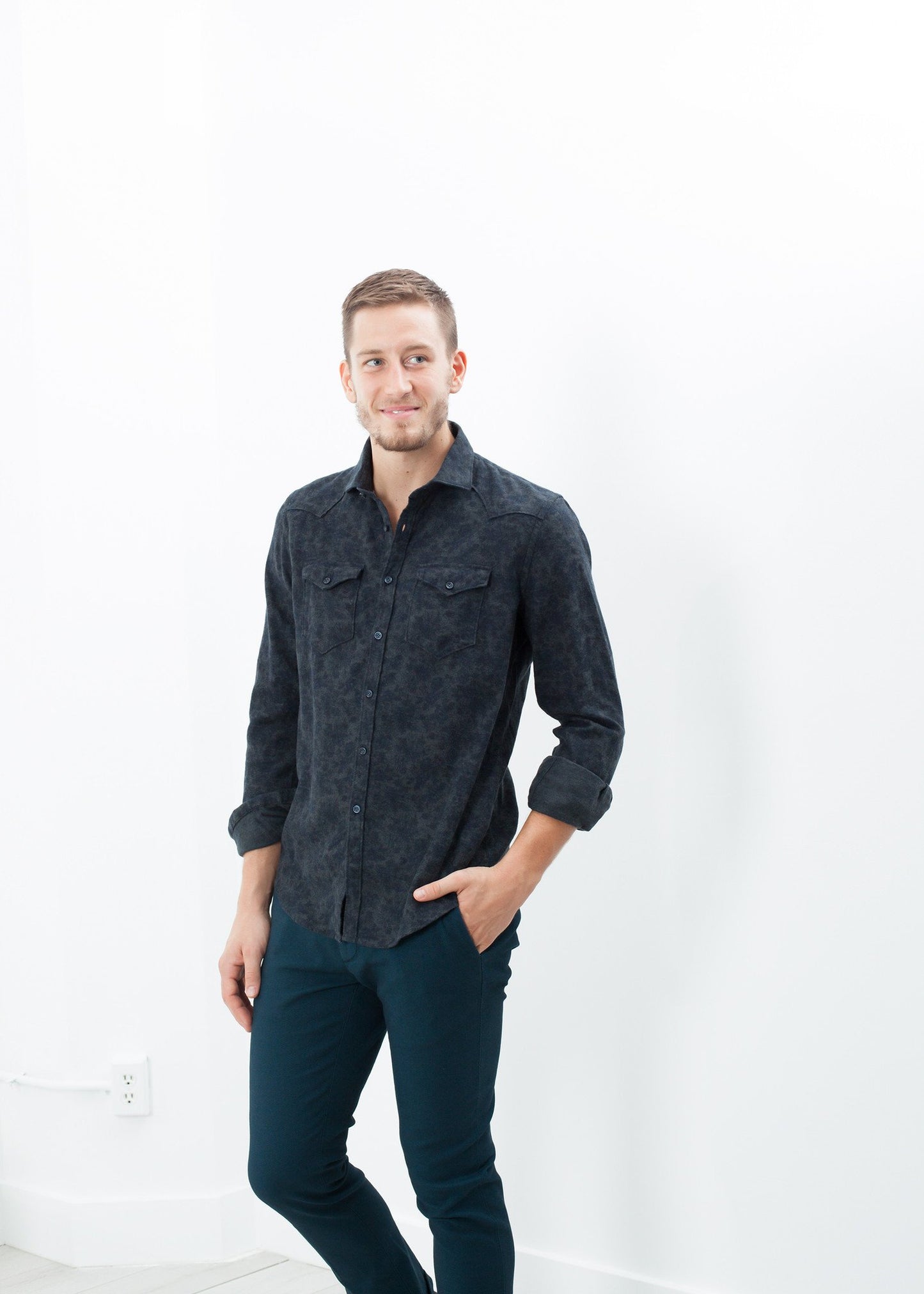 Western Arkansas Button-Up in Dark Hash Floral Aglini