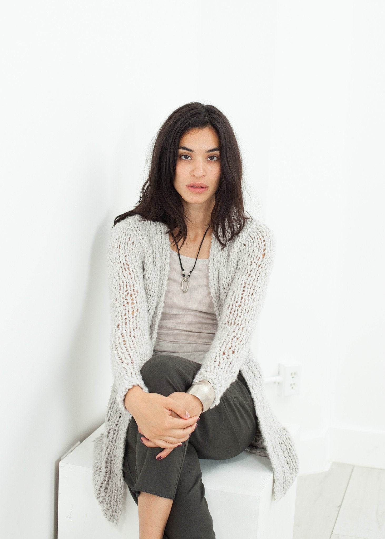 Bulk Stitch Cardigan in Cloud Private 02 04