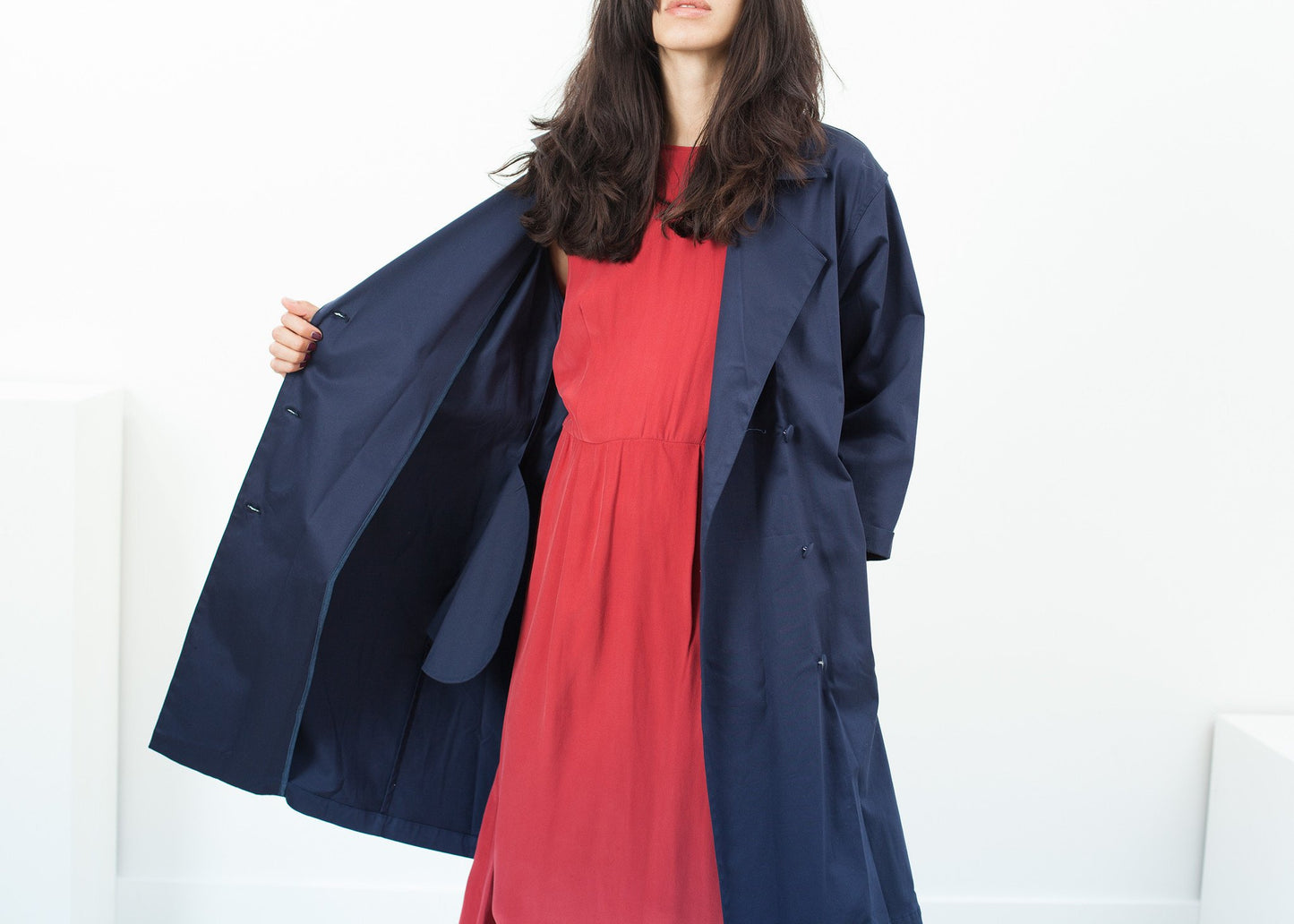 Sateen Trench in Navy Jesse Kamm