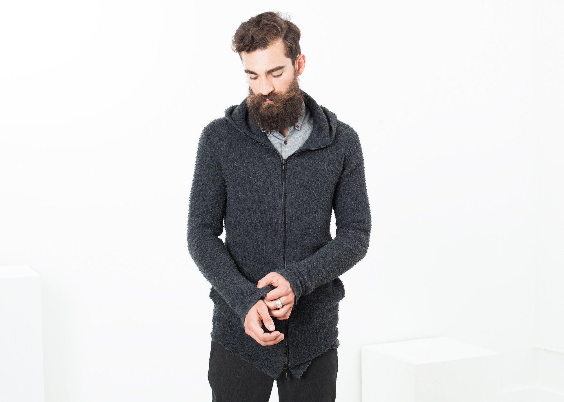 Pill Zip Sweater in Anthracite Avant Toi