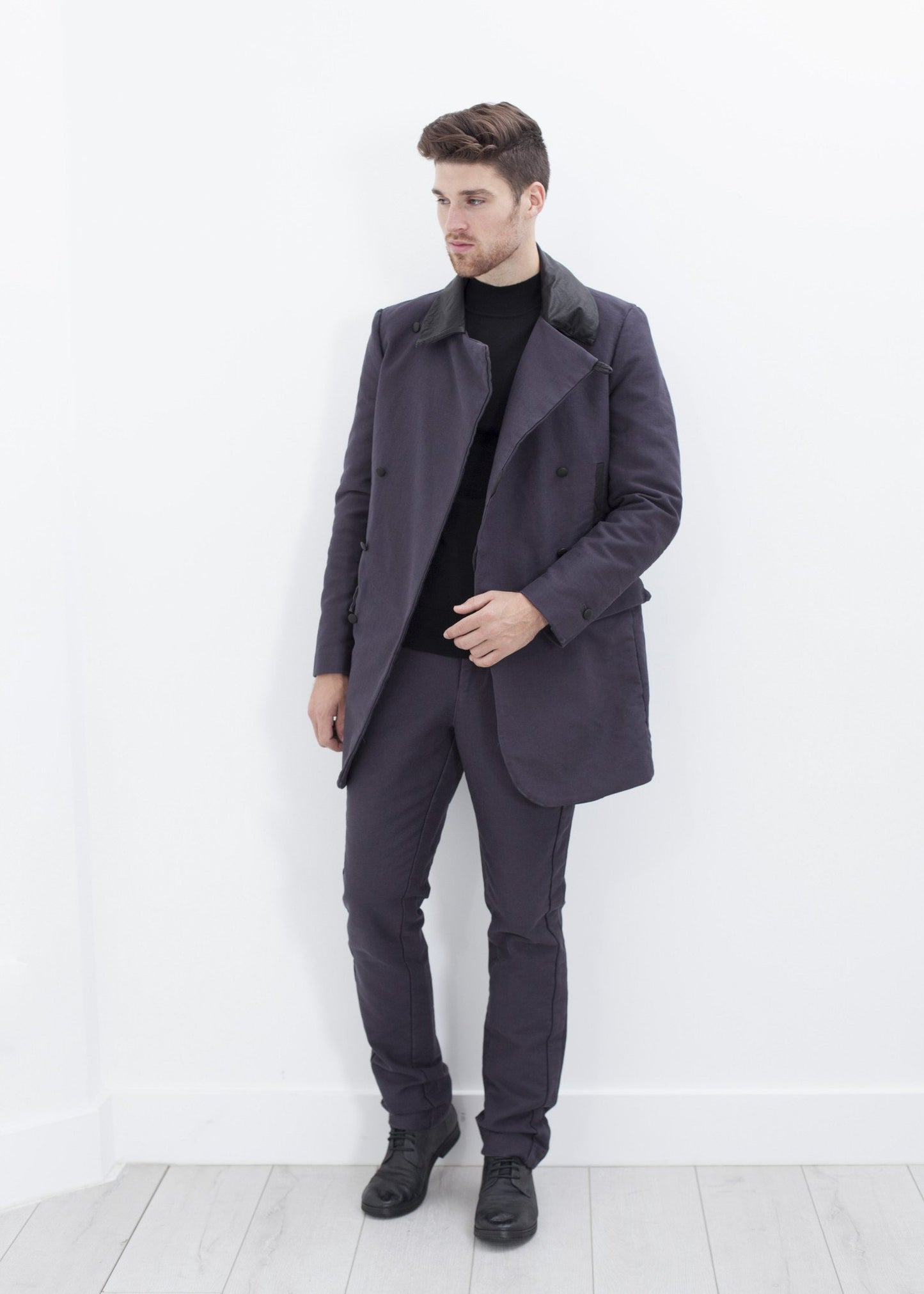 Taban Coat in Phantom Hannes Roether