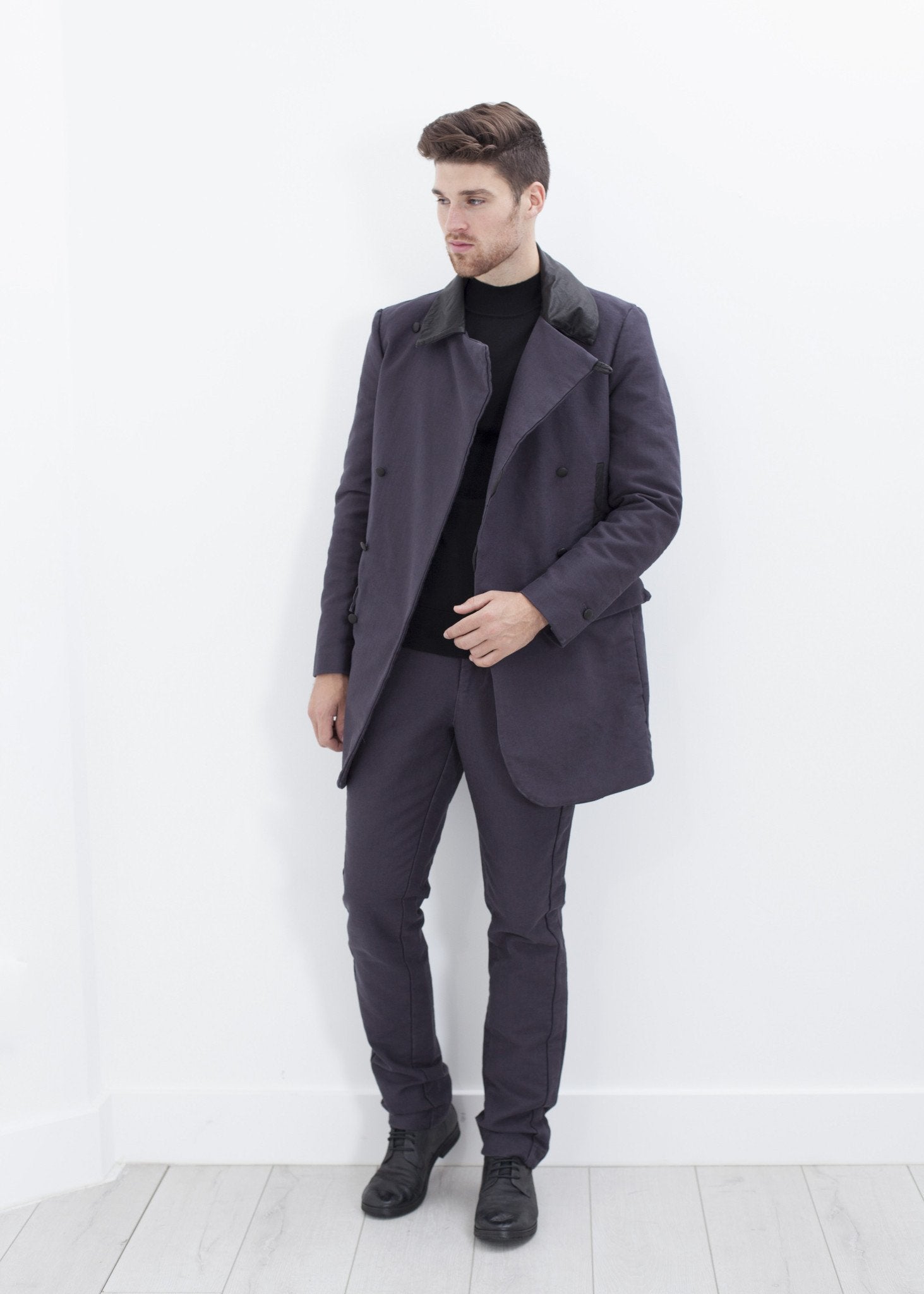 Taban Coat in Phantom Hannes Roether