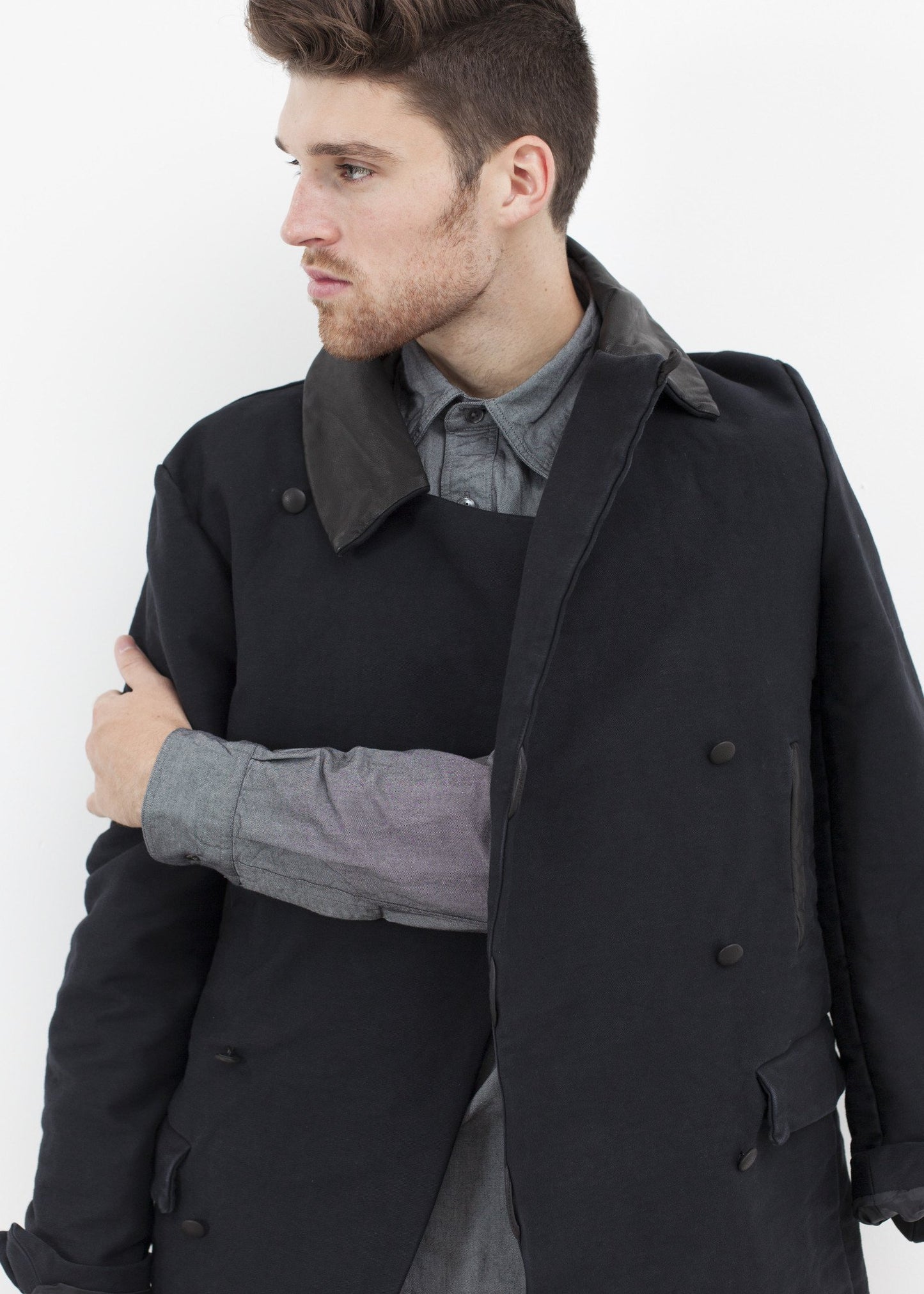 Taban Coat in Black Hannes Roether