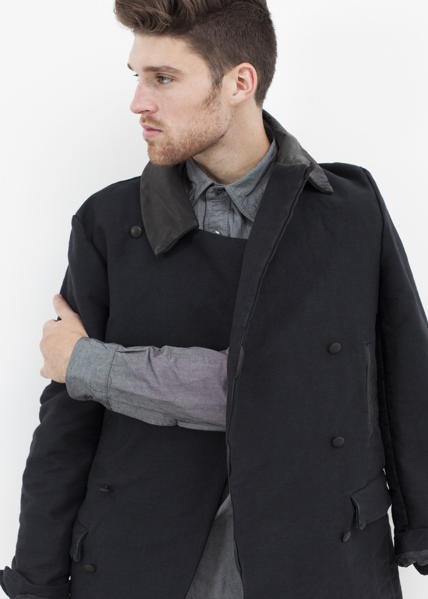 Taban Coat in Black Hannes Roether