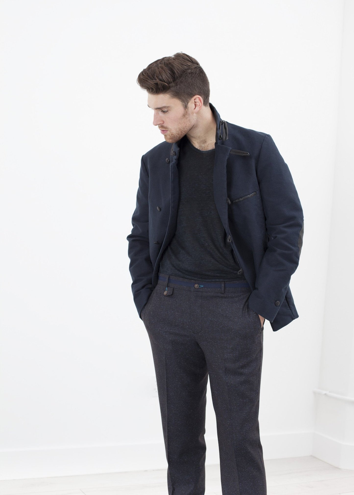 Taurin Jacket in Navy Hannes Roether