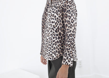Madame L Blouse in Leopard La Prestic Ouiston