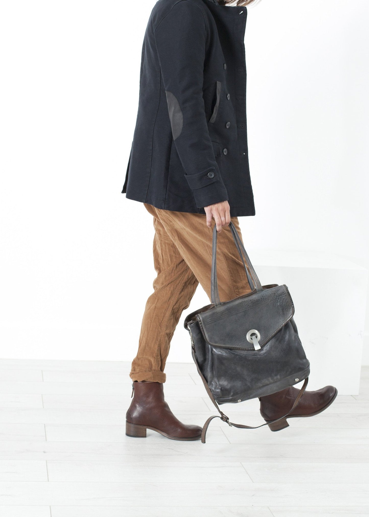 Zola Coat in Black Hannes Roether