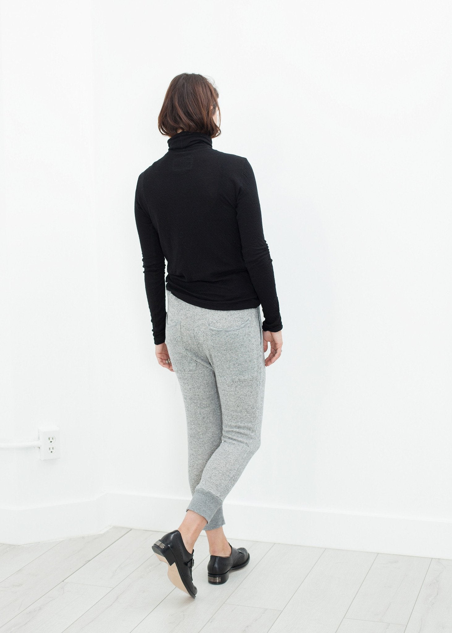 Highsoft Cropped Sweat in Heather Grey V:Room