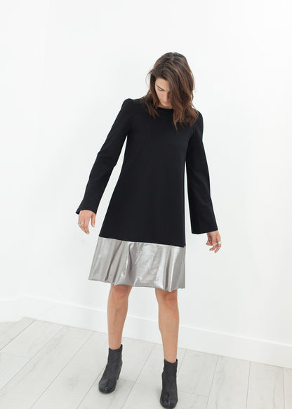 Border Dress in Black/Silver Maria Calderara