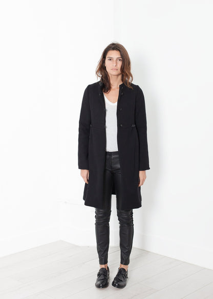 Zoulou Coat in Black Hannes Roether