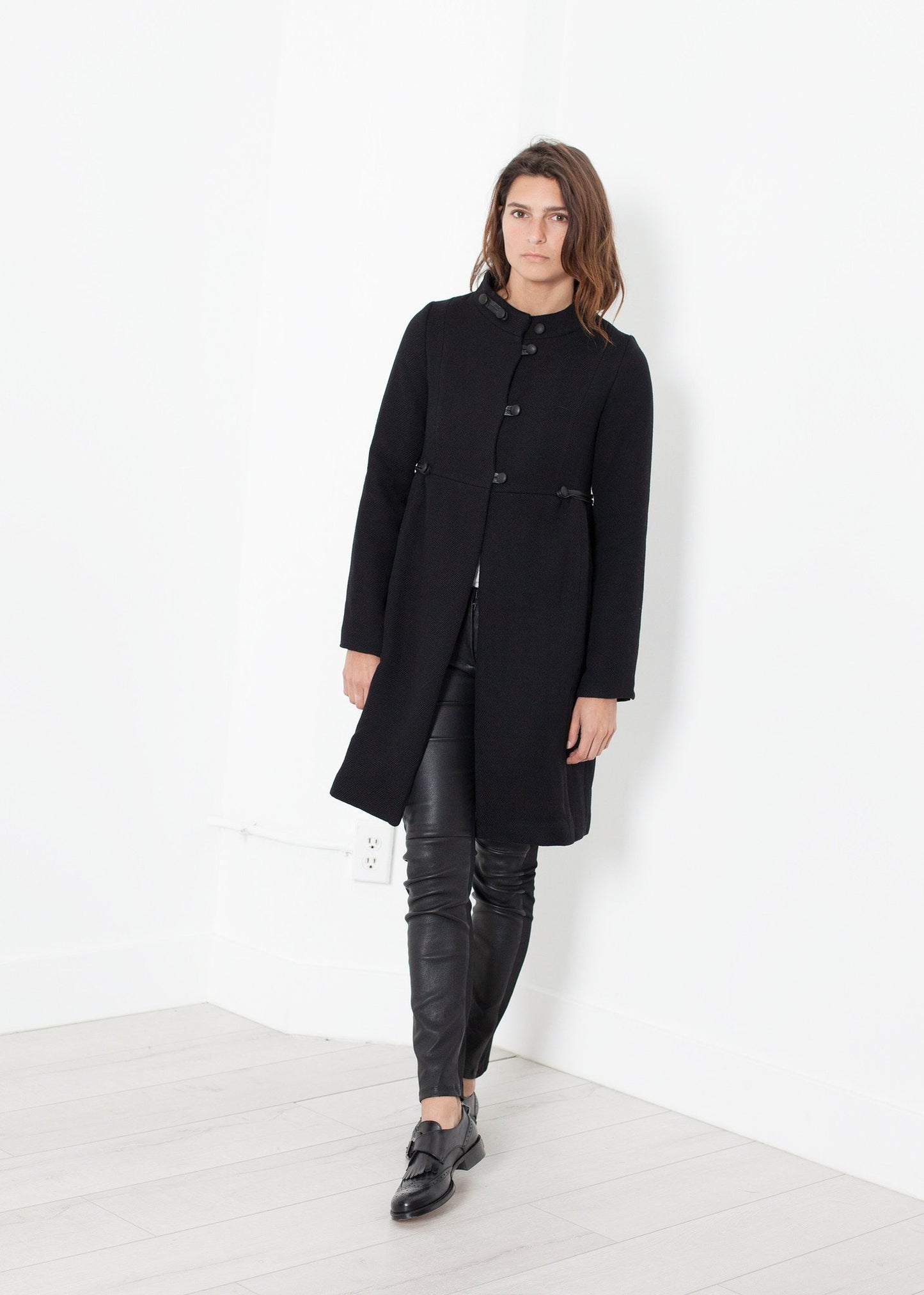 Zoulou Coat in Black Hannes Roether