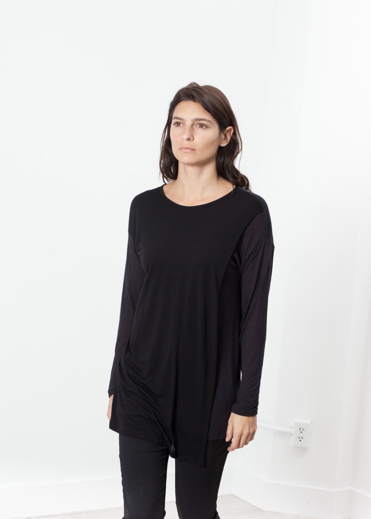Laurier Tee in Black/Navy Drifter