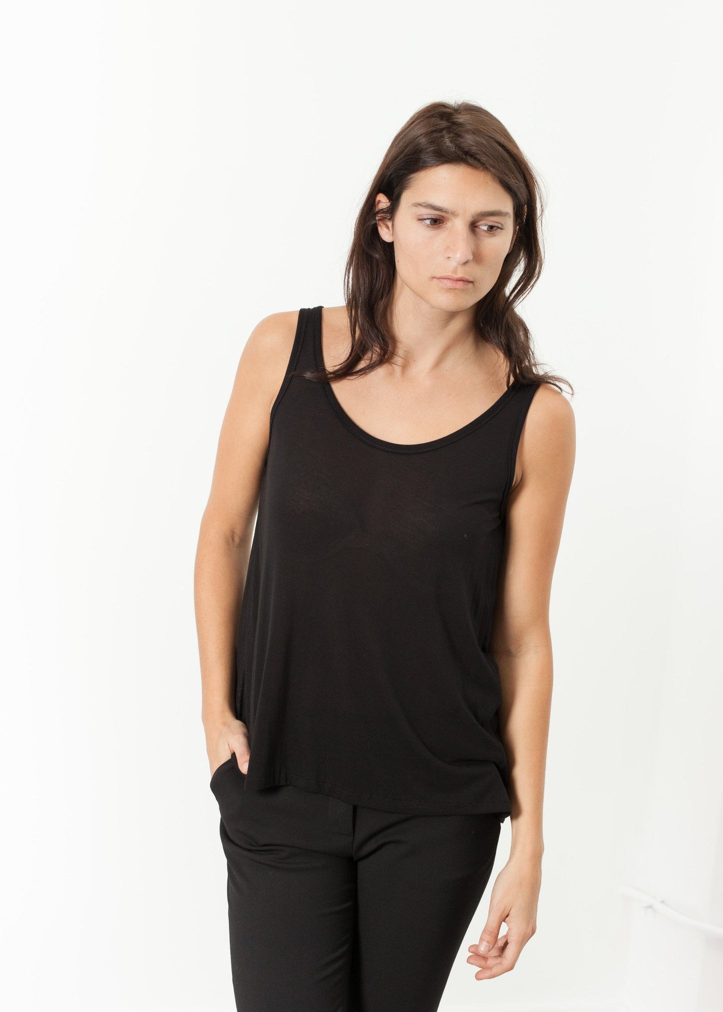 Brandy Tank in Black Drifter
