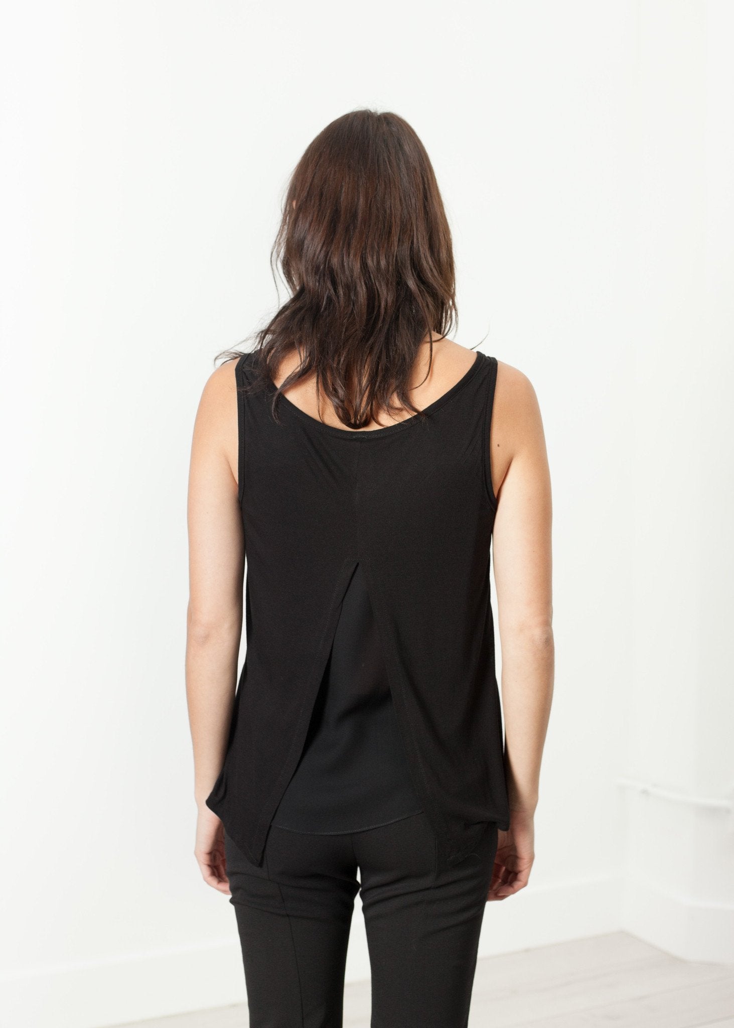 Brandy Tank in Black Drifter