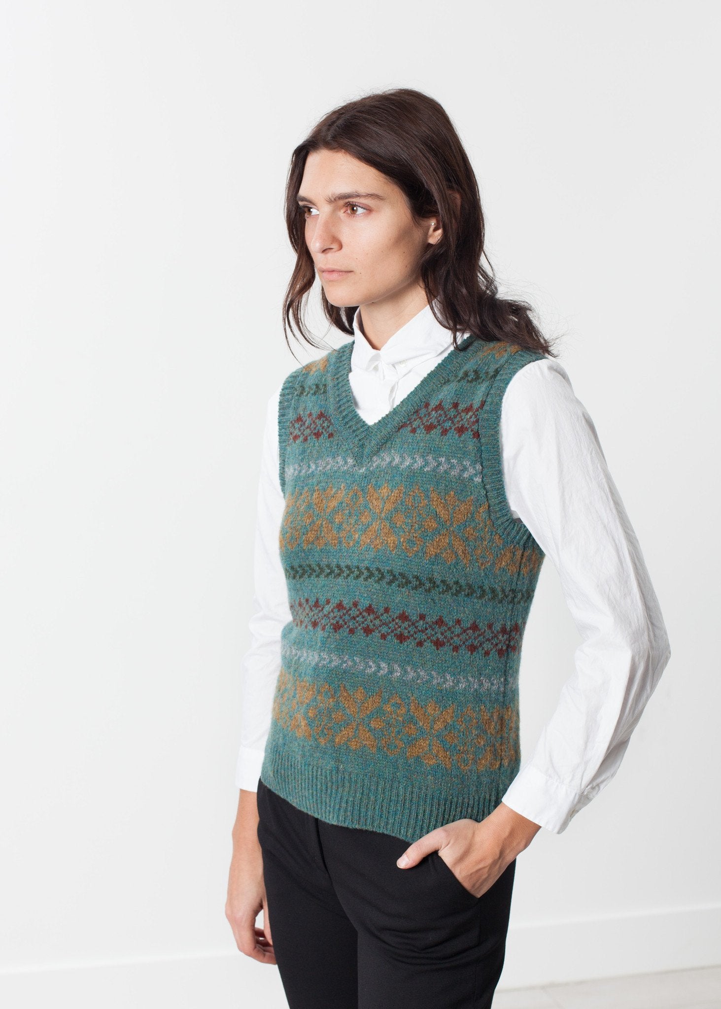 Fair Isle Vest in Army Nigel Cabourn