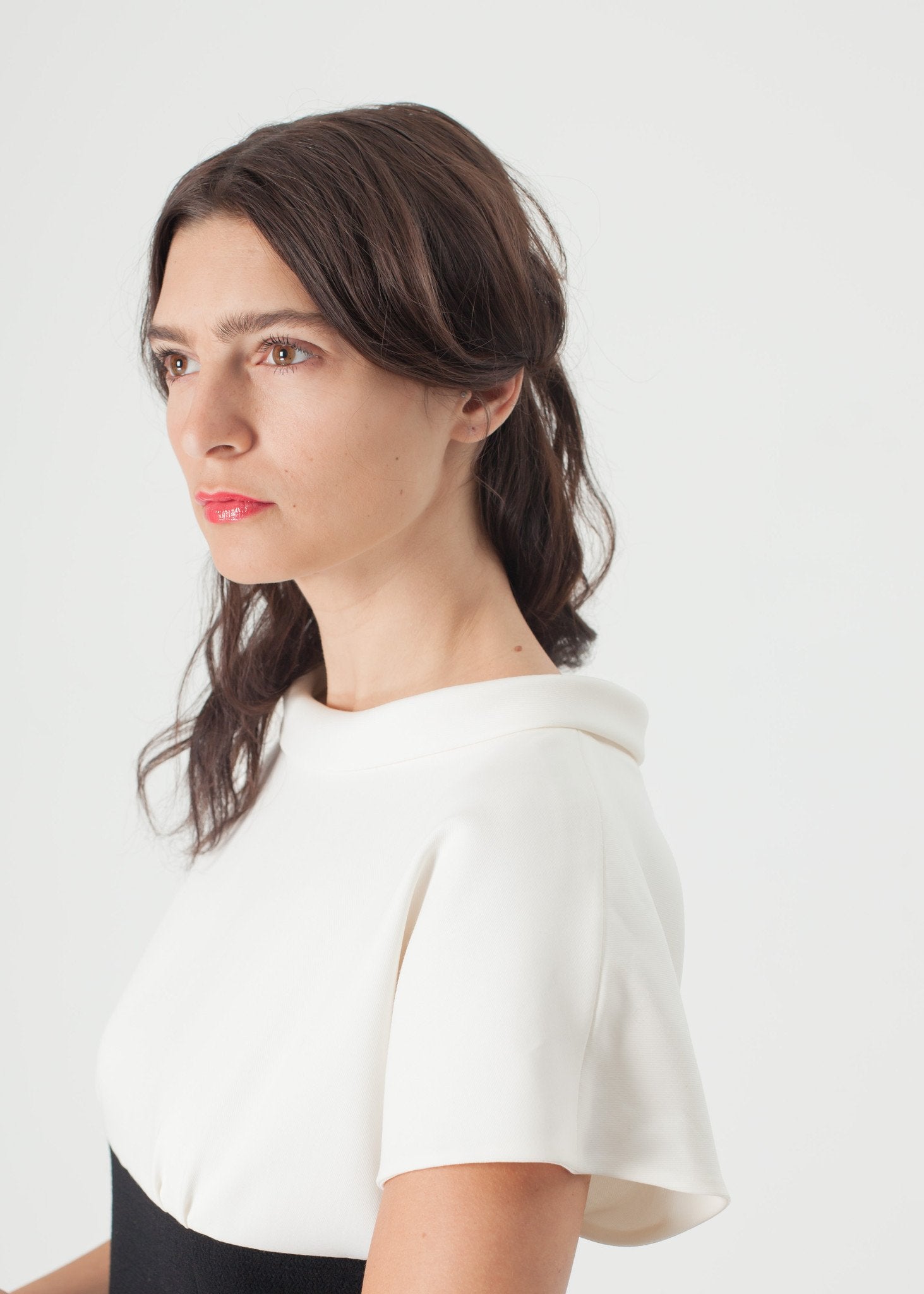Pearl Fastened Dress in Cream/Black Amelia Toro