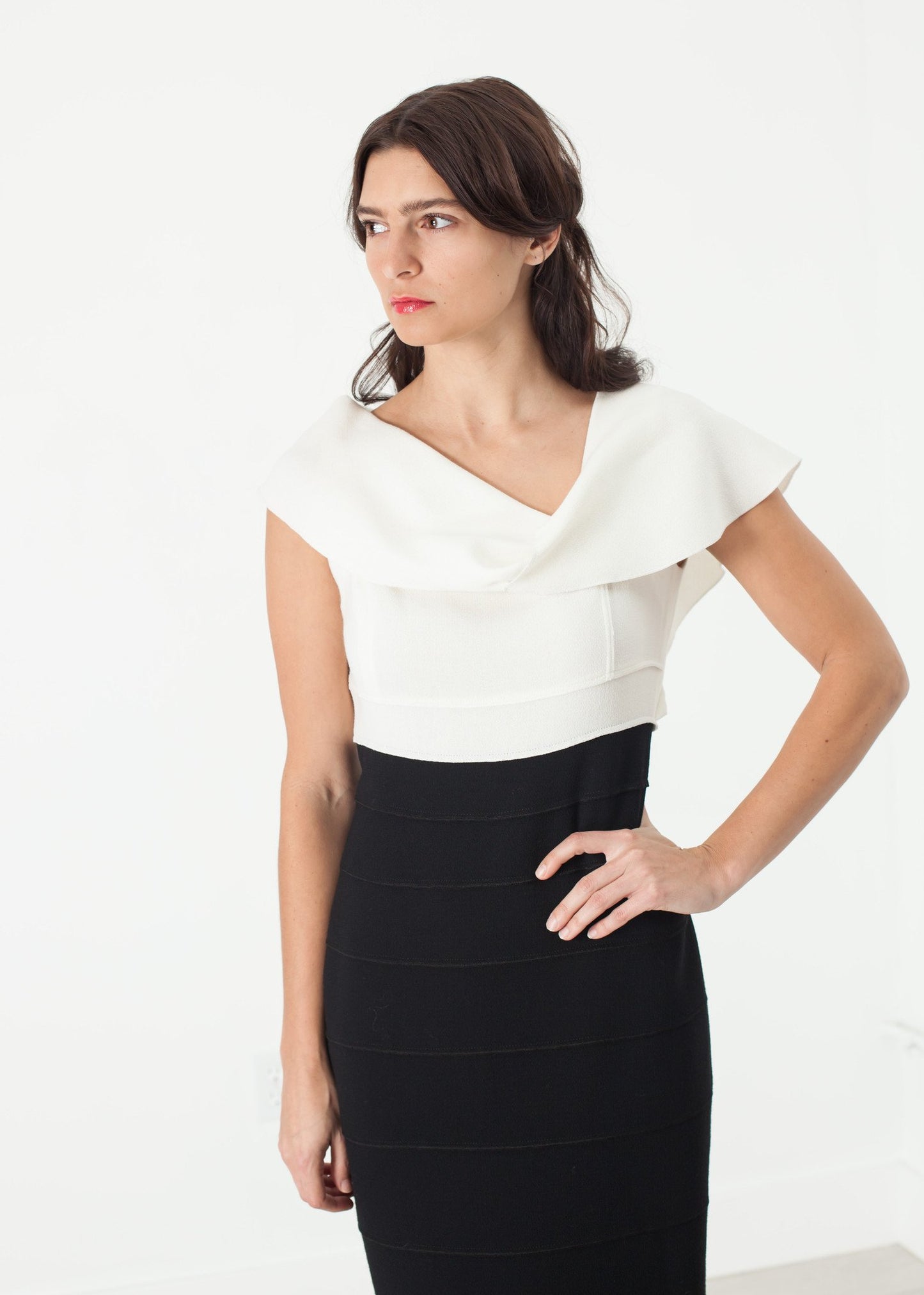 Asymmetric Dress in Cream/Black Amelia Toro