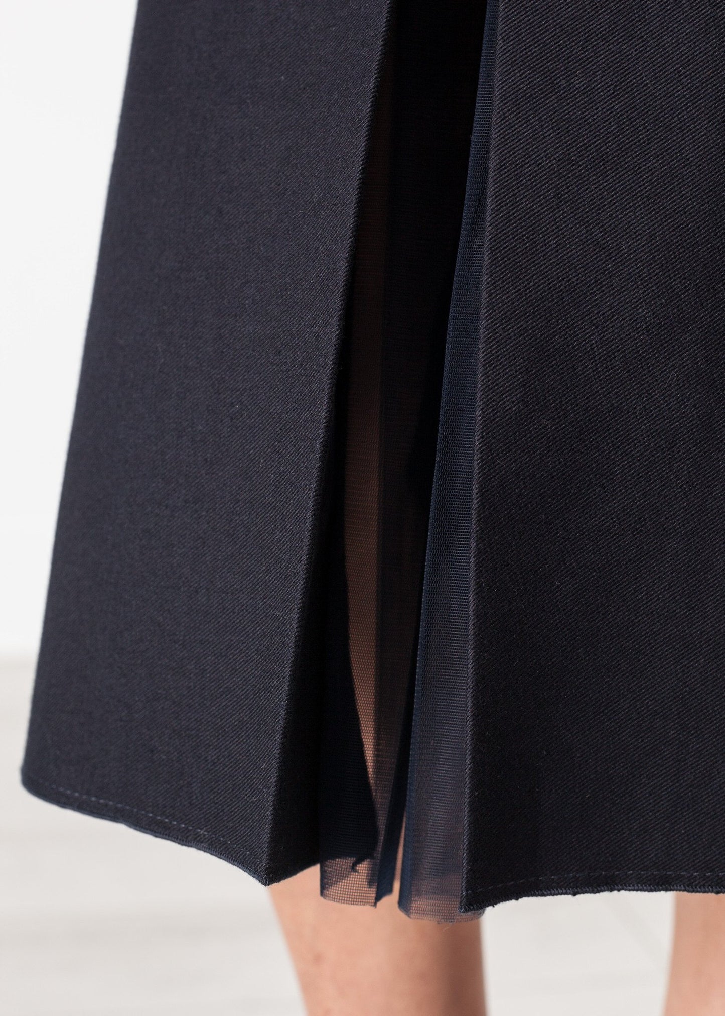Tulle Pleat Skirt in Navy Ter et Bantine