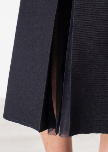 Tulle Pleat Skirt in Navy Ter et Bantine