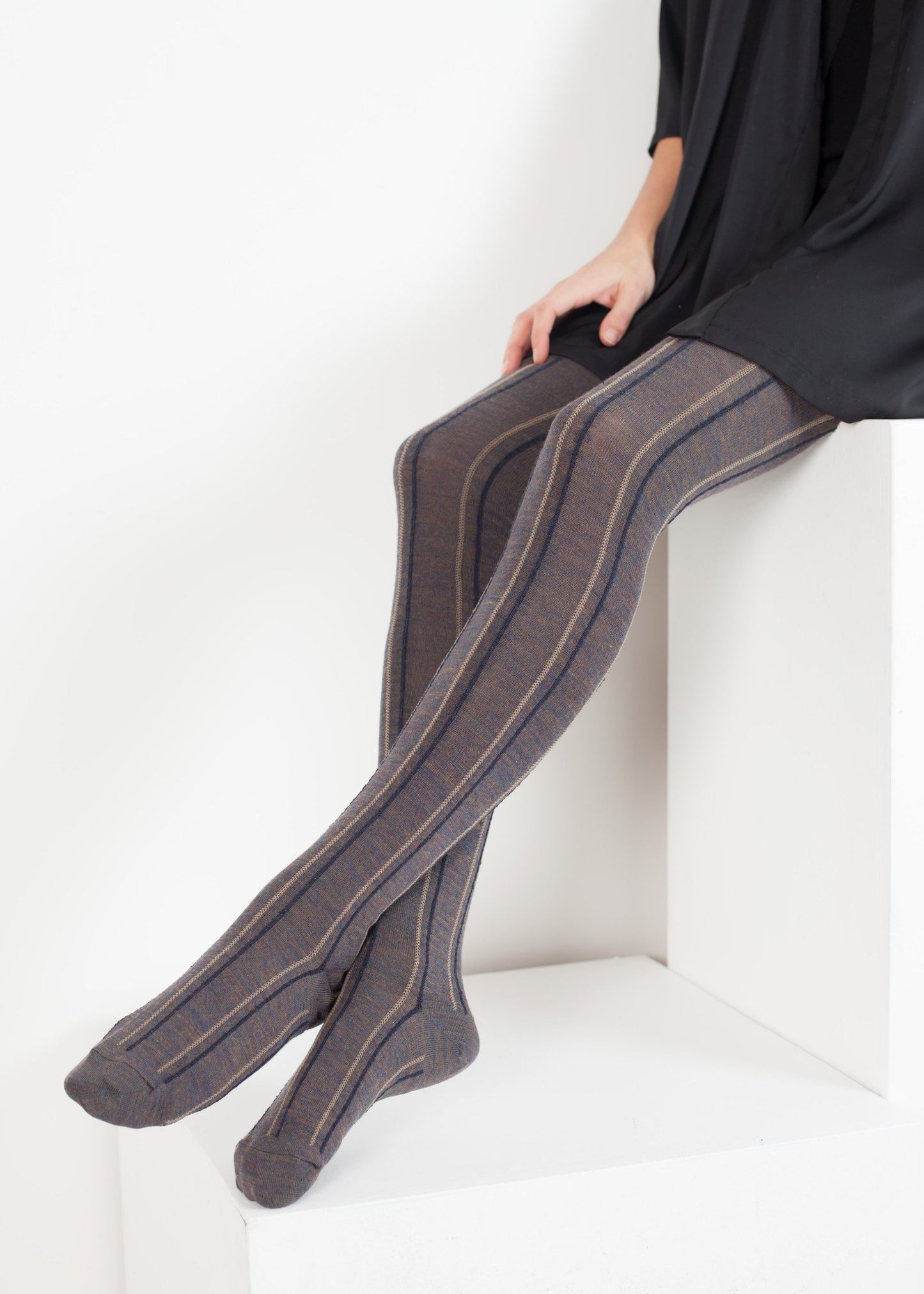 Linea Tight in Capri Hansel from Basel