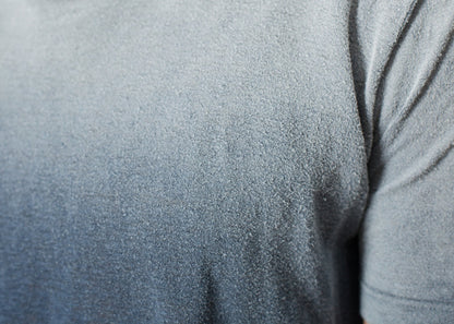 Overprint T-Shirt in Navy Avant Toi