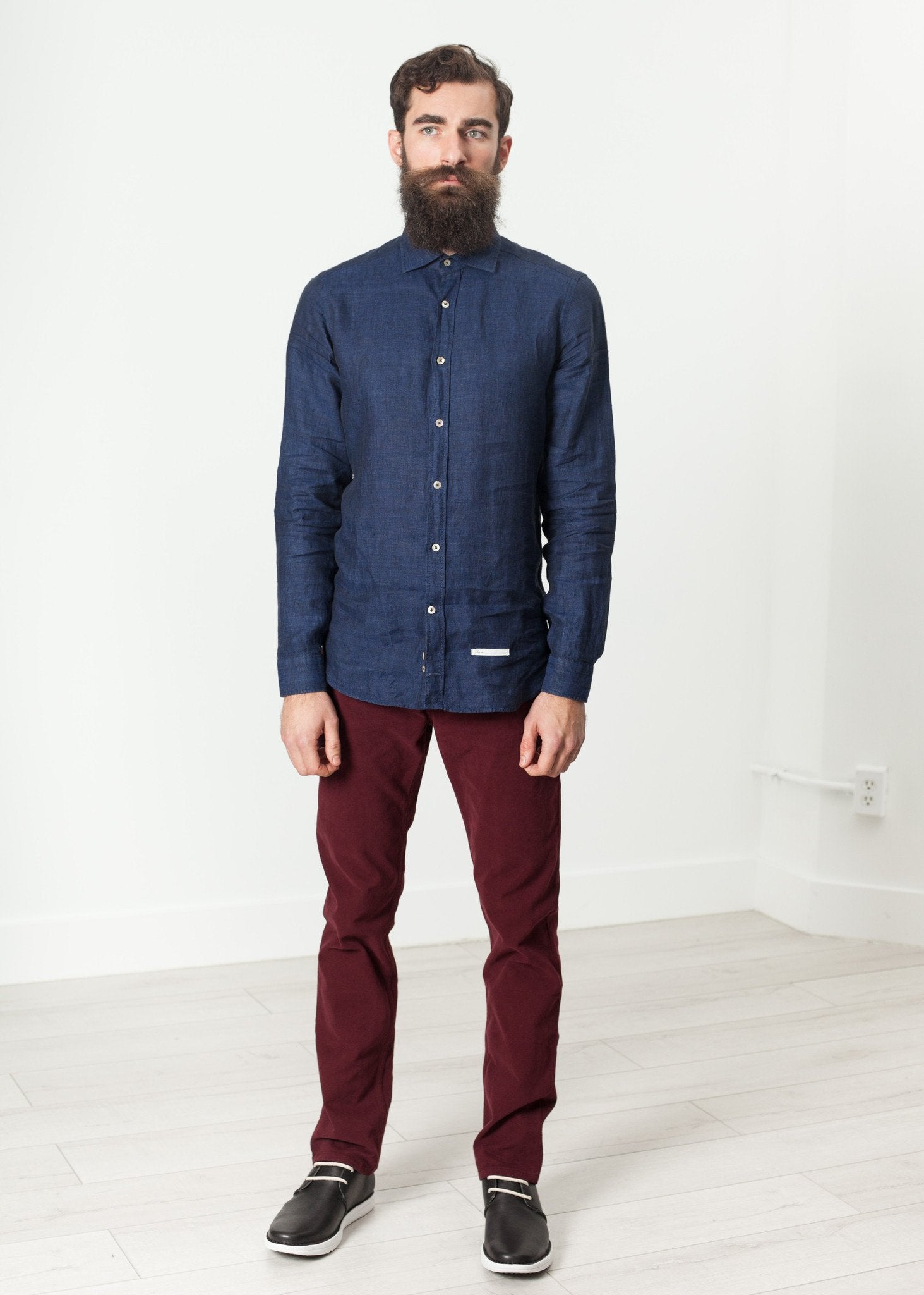 Button Up Shirt in Navy Drumohr