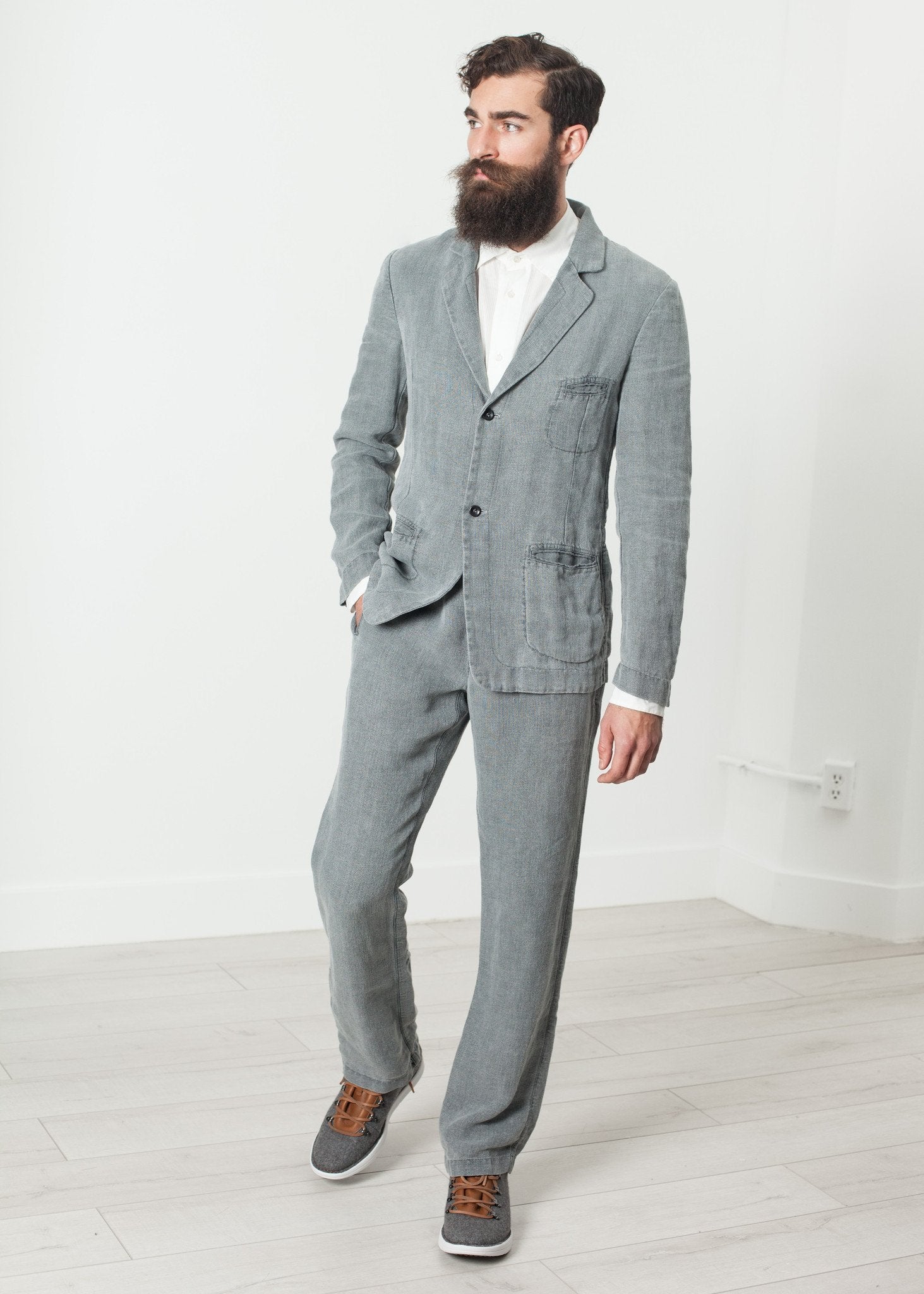 Riga Jacket in Tar Hannes Roether