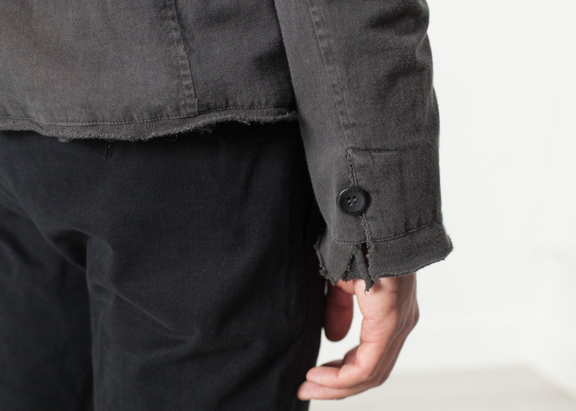 Goof Jacket in Tar Hannes Roether