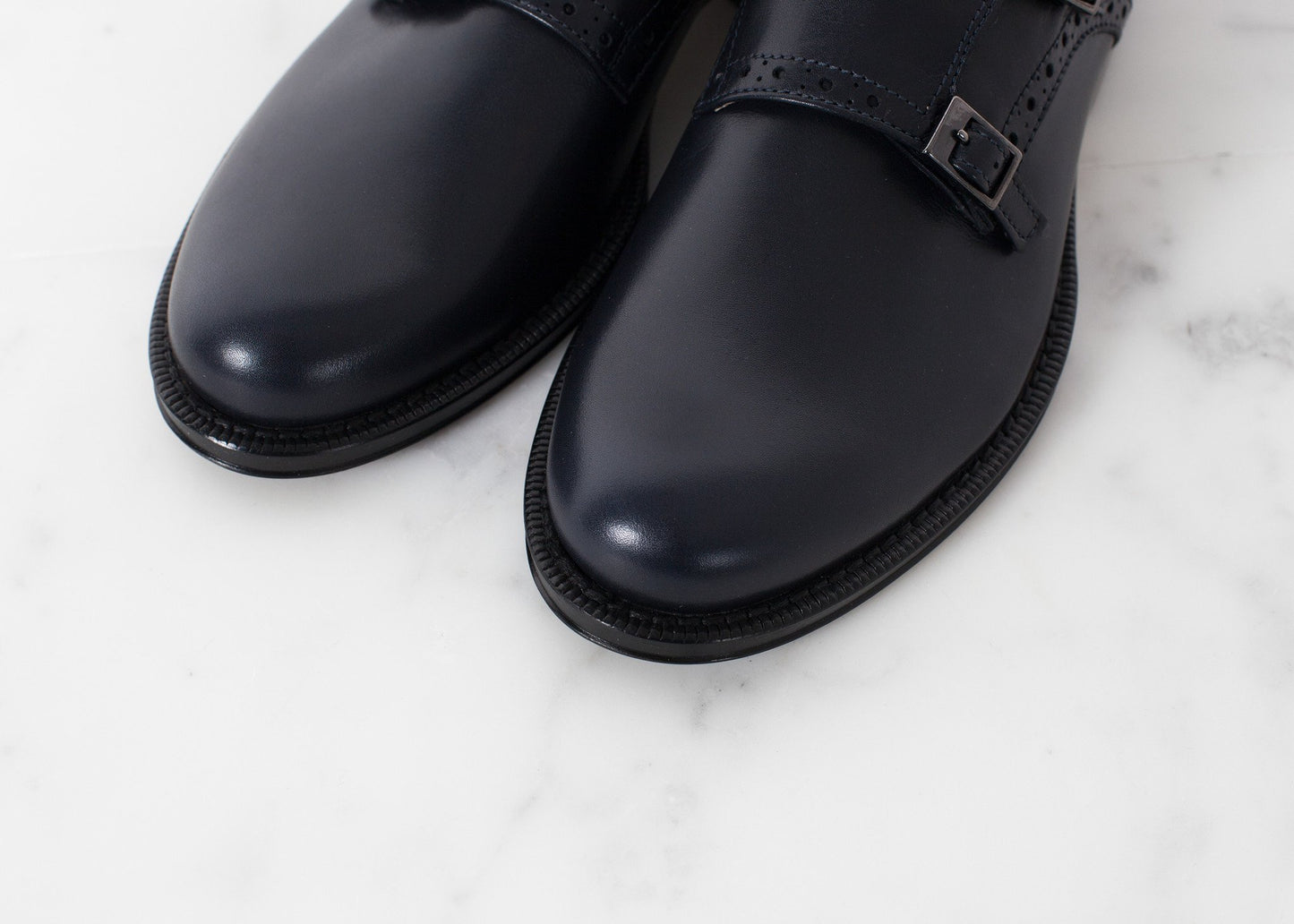 Buckle Shoe in Navy Amelia Toro