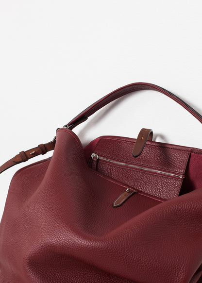 Pretty Grooming Bag Guibert