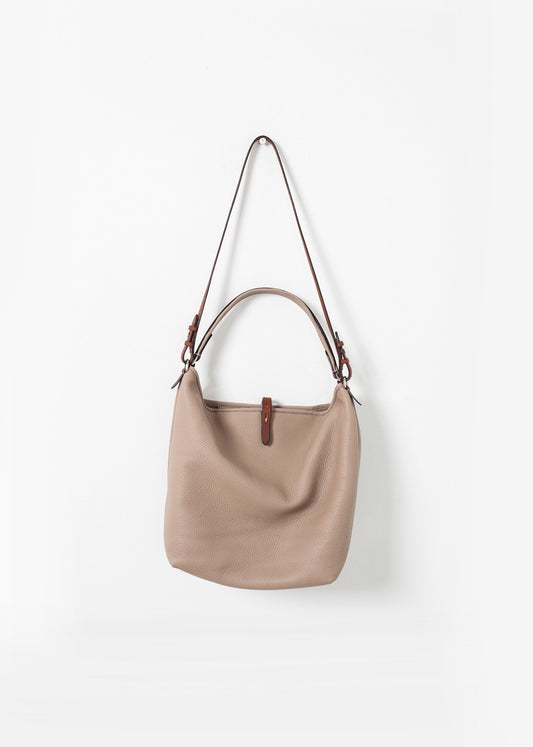 Pretty Grooming Bag Guibert