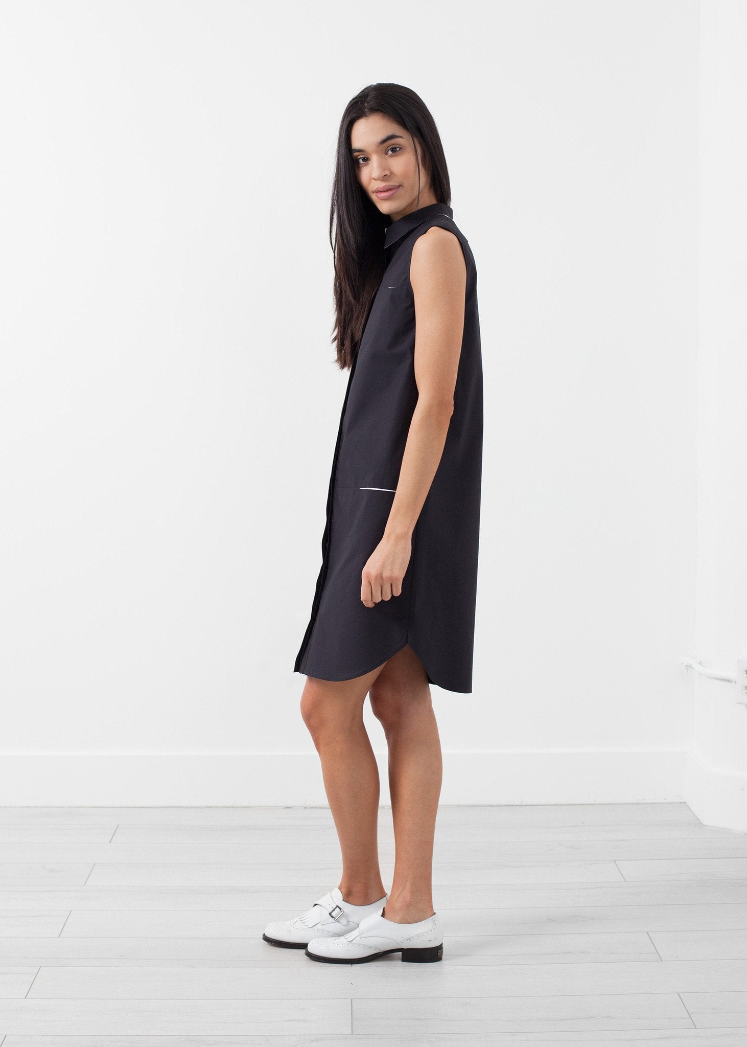 Sleeveless Hidden Pocket Dress Sayaka Davis