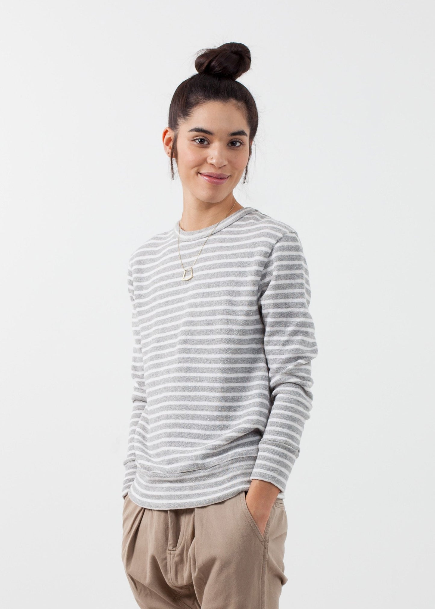 Striped Pullover V:Room